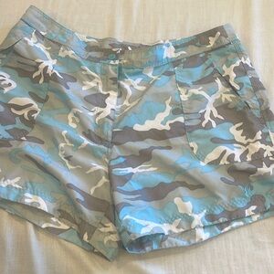28080 Guy Harvey Shorts Womens 14 Camo Nylon Fishing Outdoor AFTCO Bluewater